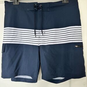 Alfani swim trunks M